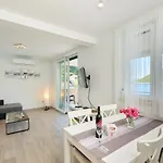 Stiga 2 - Two Bedroom Ap. Апартаменты *